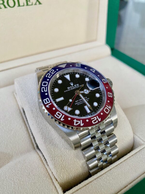 Rolex Gmt Master II Pepsi on Jubilee Ref. 126710 - 2020 unworn.