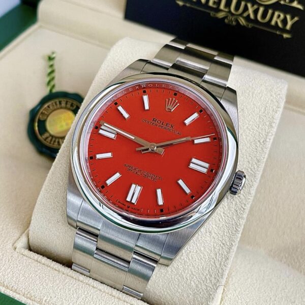 Rolex OYSTER PERPETUAL 41mm 124300 RED CORAIL DIAL 2022 - Discontinued