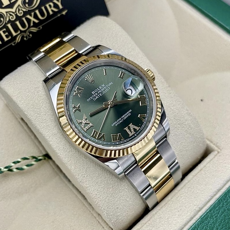 Rolex Datejust 36 Oyster Perpetual Datejust 36mm ref. 125233 Olive Green Diamond Dial