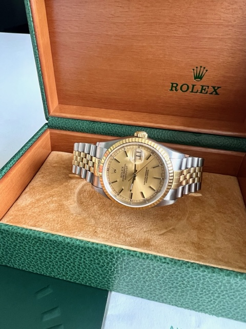 Rolex Datejust 36 ref. 16233 Champagne Dial - MINT CONDITION