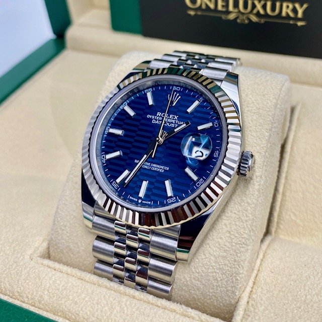 Rolex Datejust 41 Blue Fluted Motif Index Dial 126334 Jubilee Bracelet - 2023
