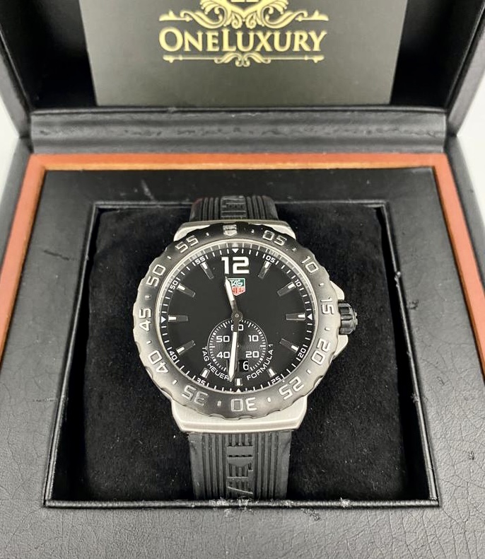 TAG Heuer Formula 1 Quartz Black Dial S/Steel 43mm WAU1110