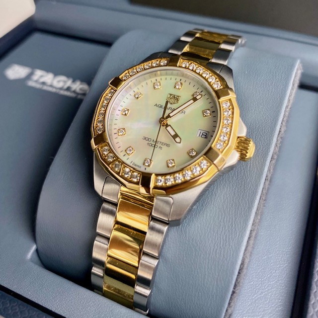 TAG Heuer Aquaracer Quartz with Diamond dial & bezel