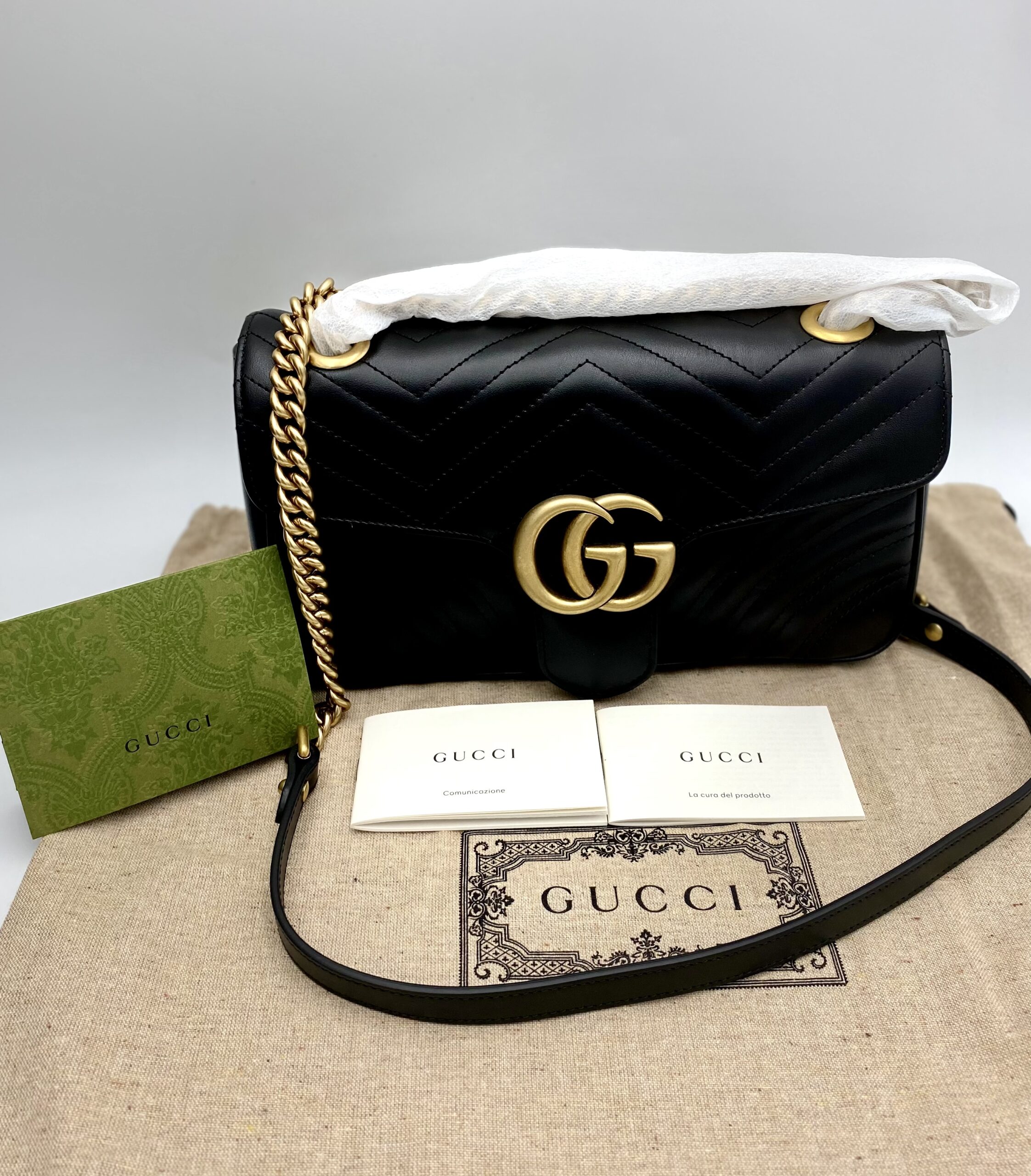 Gucci GG Marmont medium matelassé shoulder bag - New unworn 2023