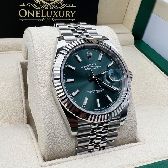 Rolex Datejust 41 Mint Green Index Dial 126334 Jubilee Bracelet - 2023