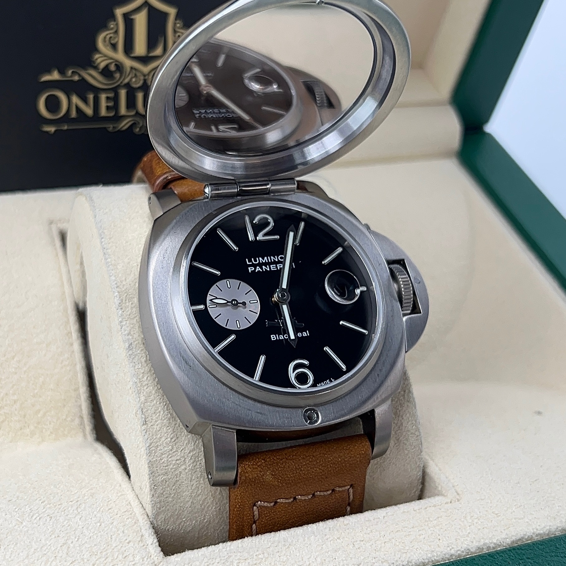 Panerai Luminor Blackseal - Special Editions LTD to 300 - PAM00076