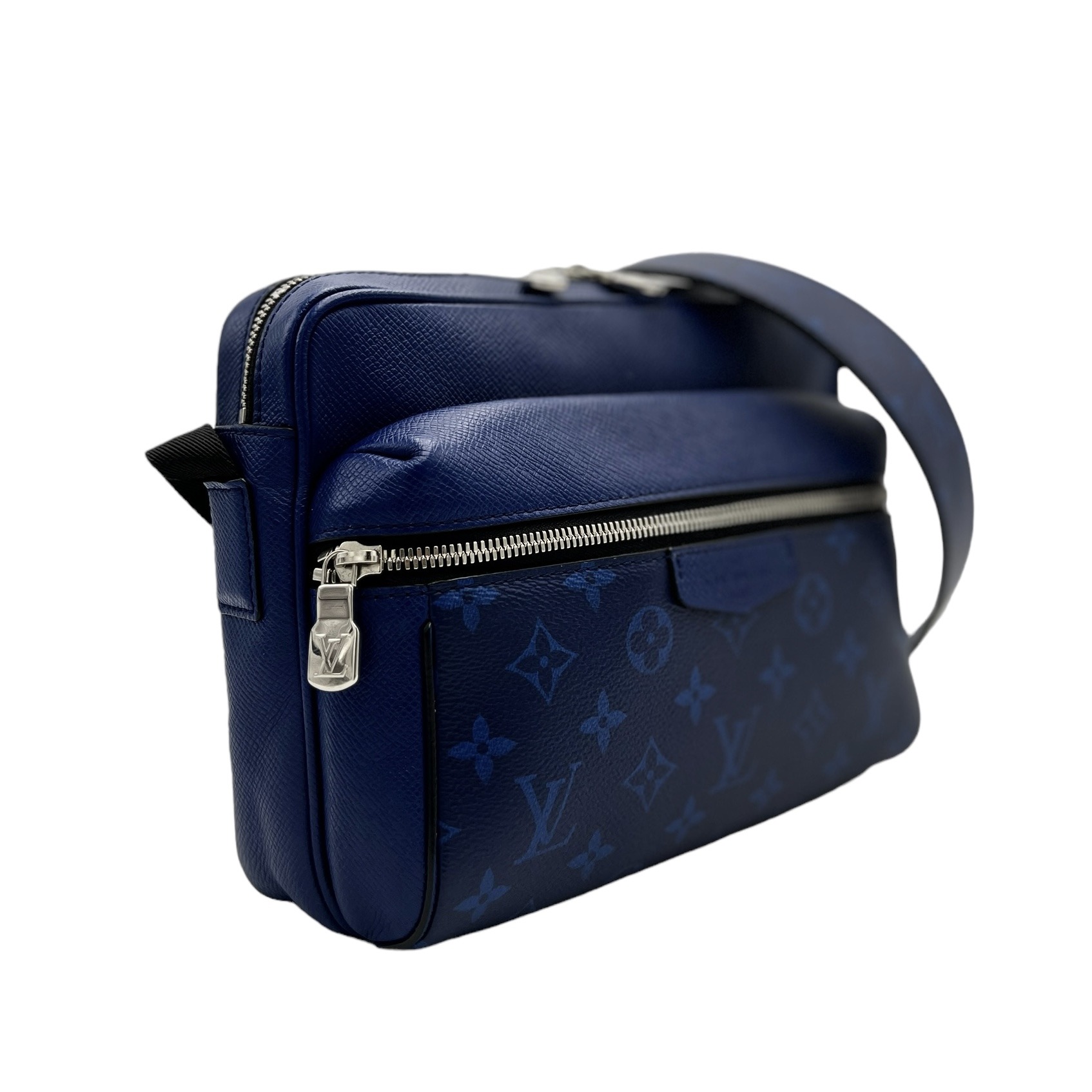 Louis Vuitton Monogram Taigarama Outdoor Messenger