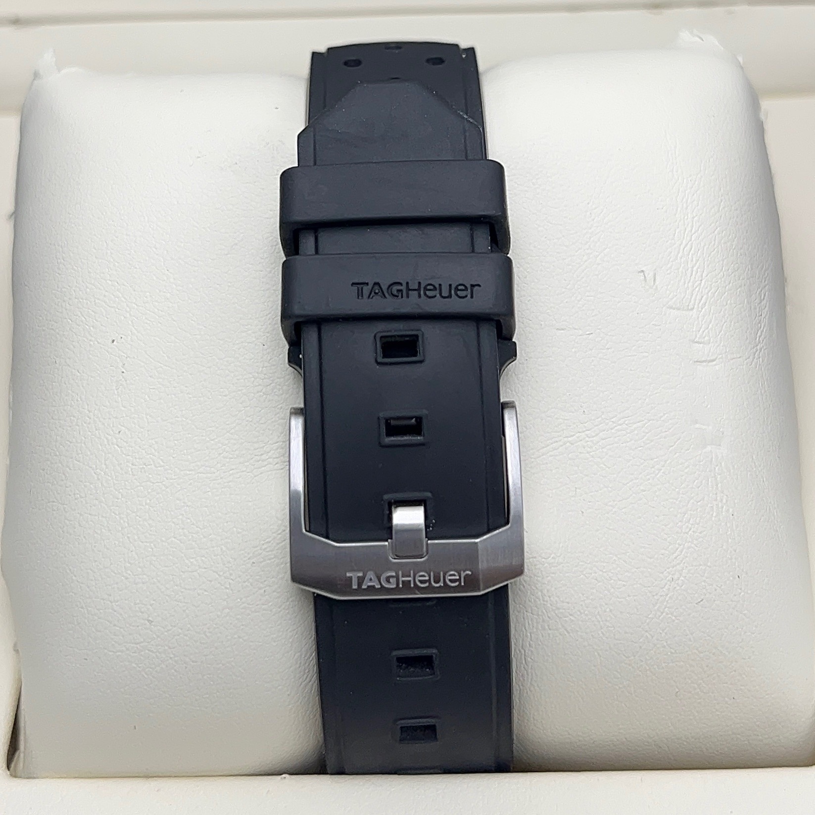 TAG Heuer Formula 1 Quartz WAZ111 White Dial