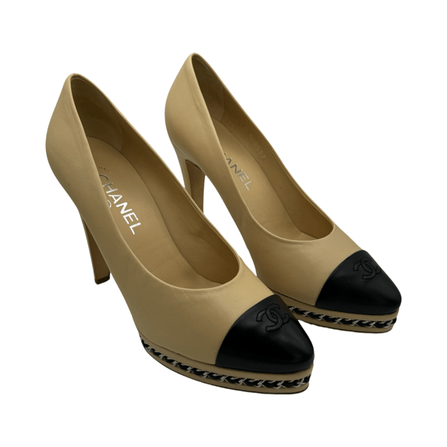 Chanel Nude & black leather heel size 39