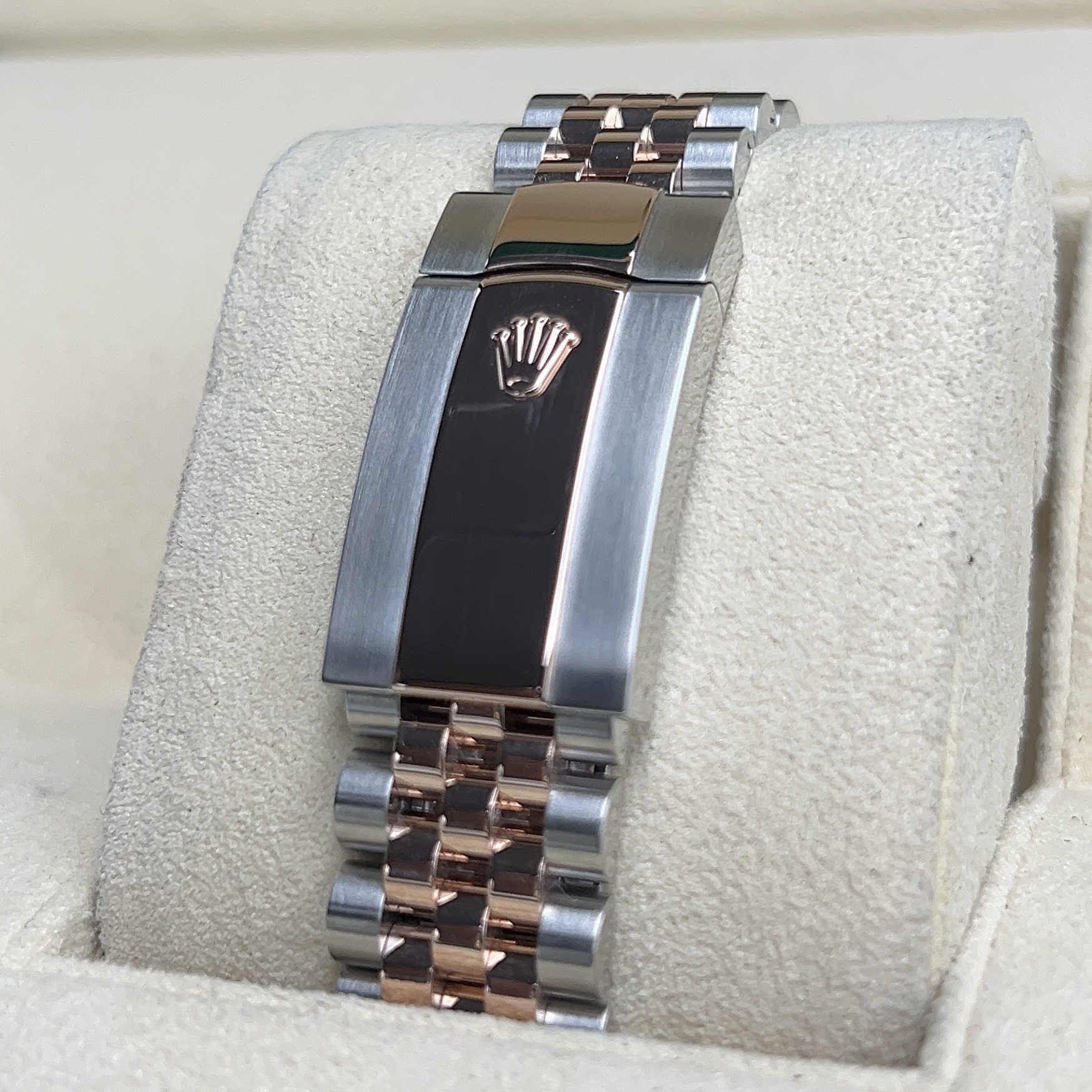 Rolex Datejust Rose Gold 41mm Slate Wimbledon Dial ref. 126331