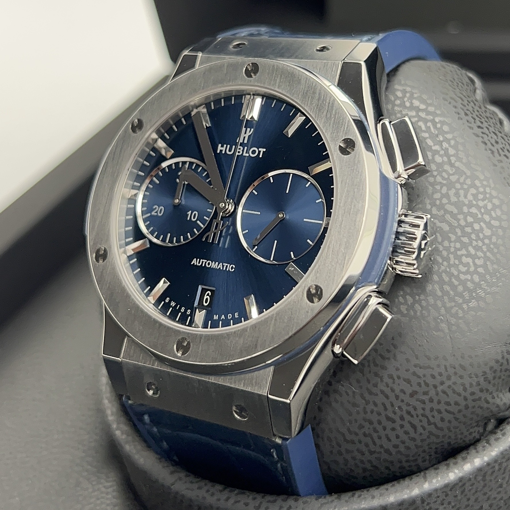 Hublot Classic Fusion Chronograph Titanium Blue 45mm