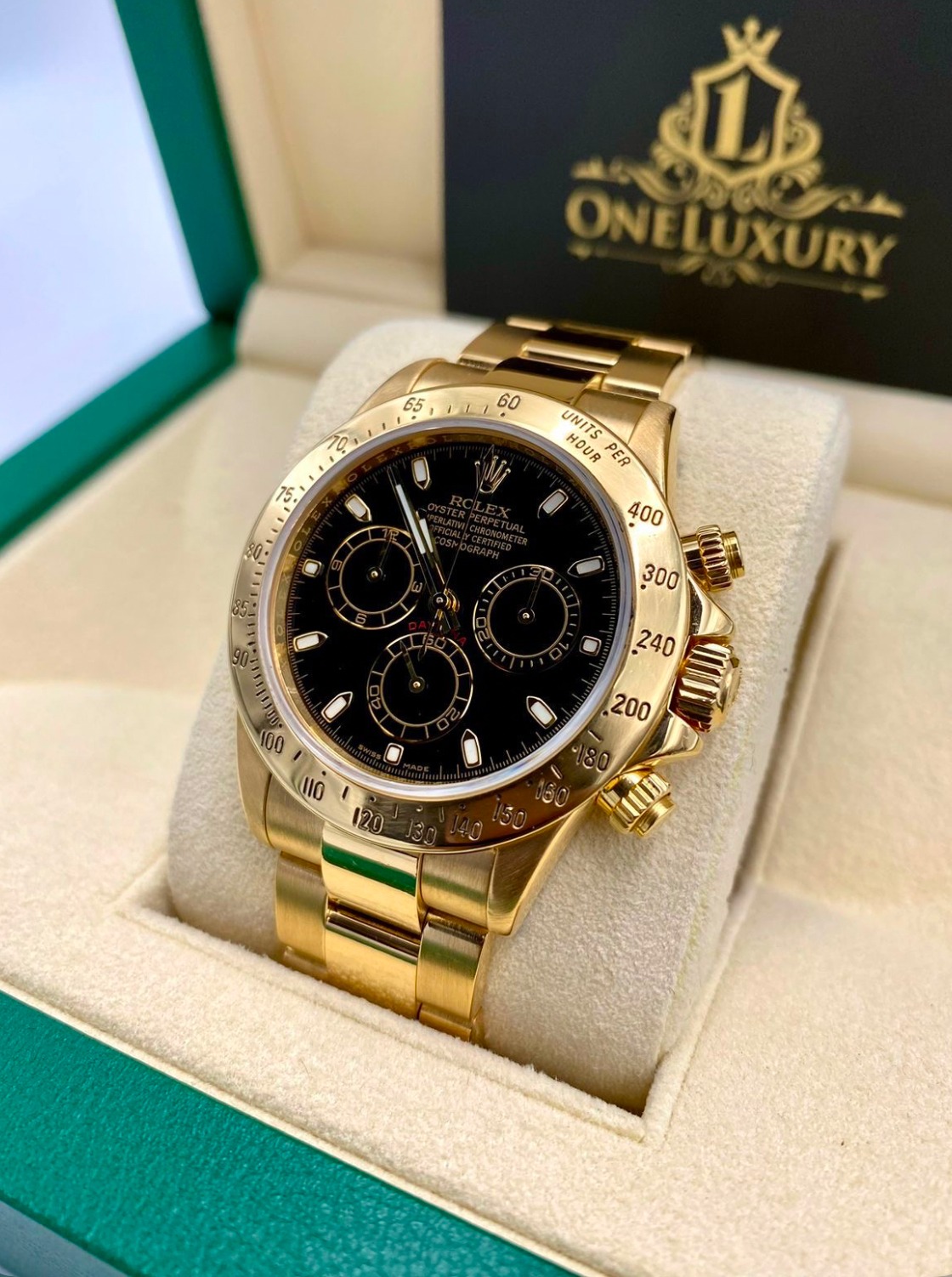 Rolex Daytona Black Dial 18k Yellow Gold Ref. 116528 Year 2008