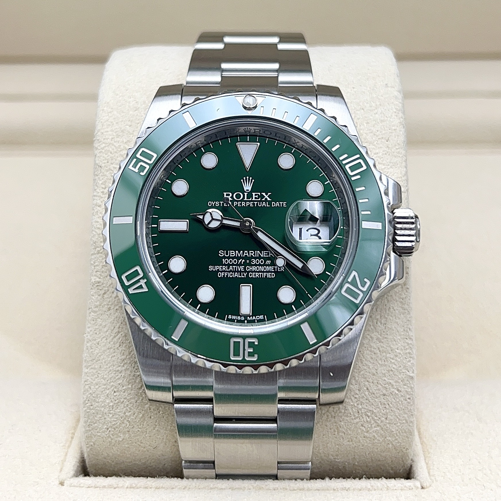 Rolex Submariner Date Hulk Ref. 116610LV - Green Dial & Green Bezel