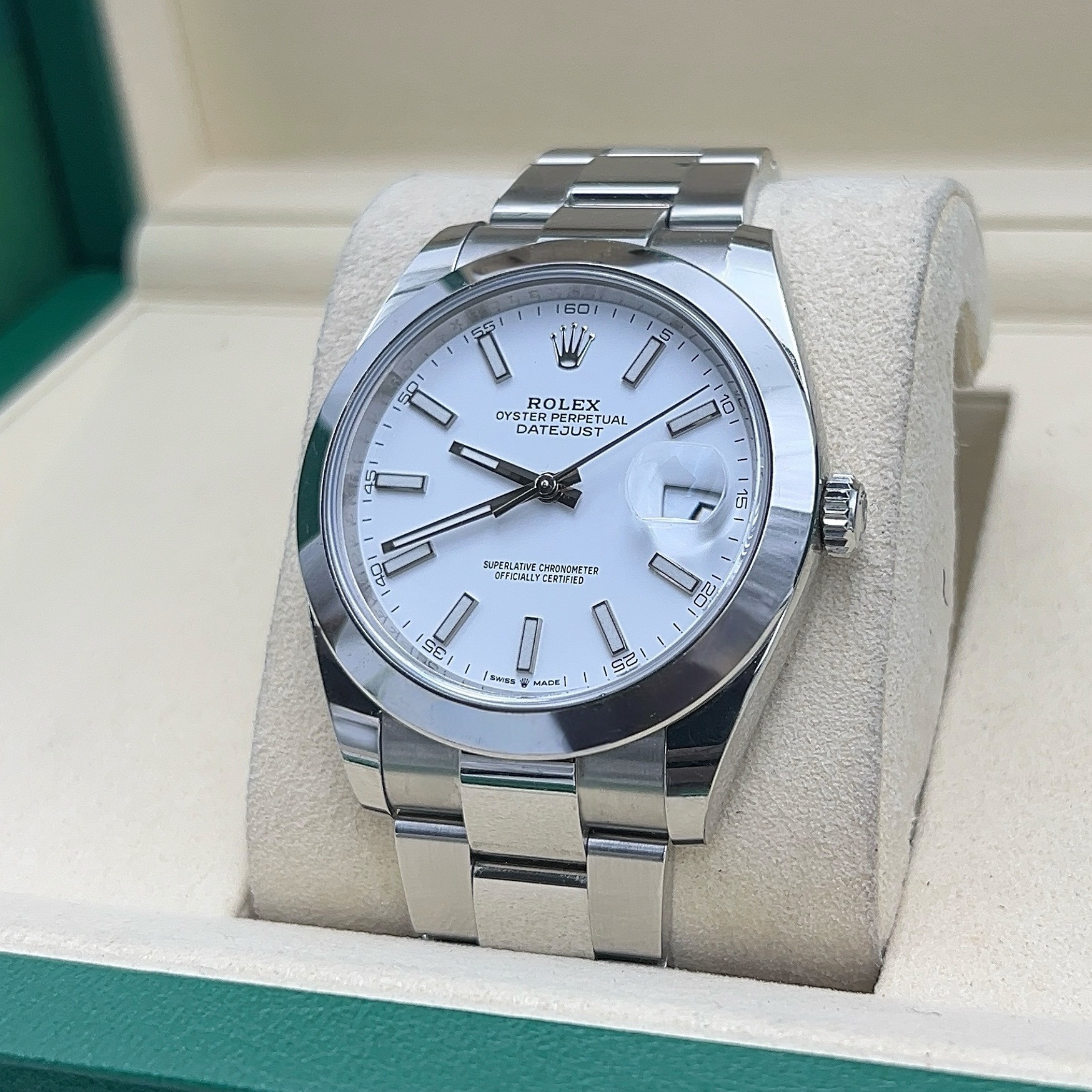 Rolex Datejust 41mm White Dial on Oyster Ref: 126300